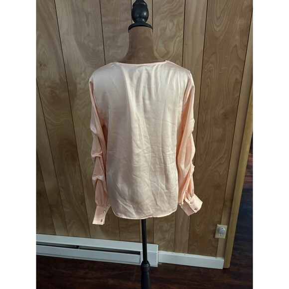 Cece Peach V-neck Blouse‎ With Button Sleeves Size Small Pink - Picture 2 of 5